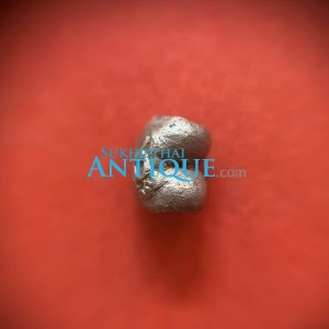 เงินพดด้วงสมัยอยุธยาขนาดตํ่ากว่าหนึ่งบาท(เฟื้อง) ตรา สังข์เนื้อเงินบริสุทธิ์ เม็ดนี้สวยคลาสสิค - Image 3