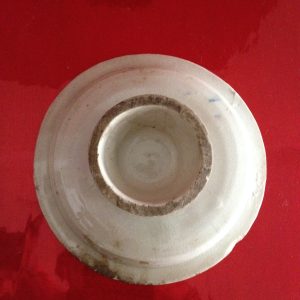 จานเชิงรัตนโกสินทร์ตอนต้น มีลายบนอย่างเดียว สภาพสมบูรณ์มาก ใบที่ 5 - Image 4