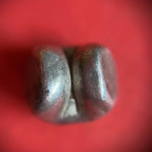 พดด้วงเม็ด 1 บาทสมัยพระนารายณ์ปี พ.ศ. 2199-2231ตราครุฑ สวยคมชัดมากๆ (เม็ดที่ 16) ตราประจำแผ่นดินชัดมากๆ - Image 4