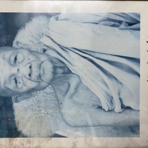 รูปภาพเก่า พระราชวุฒาจารย์ ( หลวงปู่ ดูลย์  อตุโล ) วัดราชบูรพาราม จ. สุรินทร์ 2430 - 2526 อยู่ในกรอบไม่เดิมขนาด 29.5 X 41 ซม. - Image 2