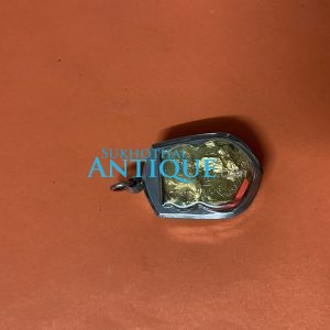 เหรียญทองเหลืองหลวงพ่อพระพุทธเรืองฤทธิ์ รุ่น 2 ปีพ.ศ.2512 สวยงามคมชัดมากหลังปิดทองเลี่ยมกรอบแสตนเลส องค์ที่ 2 - Image 3