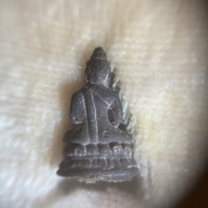 พระชัยวัฒน์ชินบัญชรเนื้อนวะโลหะผสมทองคำ วาระสมเด็จพระสังฆราชสกลมหาสังฆปริณายกพระชนมายุ 100 พรรษาปี2556 - Image 2