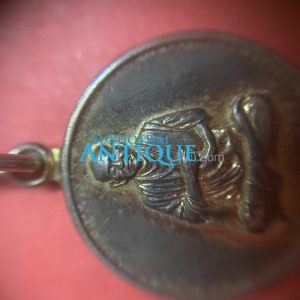 เหรียญกลมเล็ก สมเด็จพระพุฒาจารย์ โต พรหมรังสี วัดระฆังโฆสิตาราม เนื้อทองแดงกระไหล่เงิน วันที่ 22 มิถุนายน 2523 - Image 3