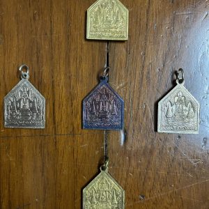 เหรียญพระพุทธโสธร พิธีที่ระลึกอัญเชิญหลวงพ่อโสธร ปี 2547 ทางลำนำ้เจ้าพระยา - Image 3