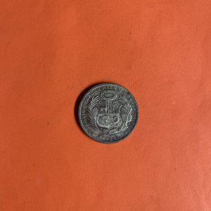 เหรียญเก่าเนื้อเงินประเทศ PERU  สมัย FIRME Y FELIZ POR LA UNION  ปี1924  มูลค่า UN SOL ตรงกับสมัย ร.6  ( พ.ศ.2467 ) - Image 3