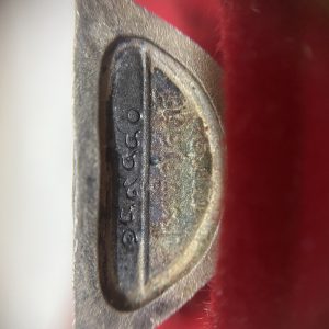 พระหลวงพ่อโสธร รุ่นประวัติศาสตร์ 80 ปีกรมตำรวจ เนื้อเงินพ่นทราย เลข149540 พร้อมกล่องกำมะหยี่สีแดงสวยงาม - Image 4