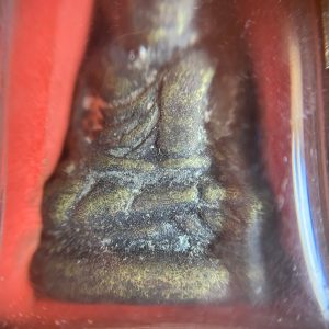 หลวงพ่อเงินหล่อโบราณออกวัดท้ายนำ้ ของรร.บ้านหนองหวาย จ.พิจิตรเลี่ยมแสตนเลส รวมสร้อยคอพร้อมใช้ - Image 3