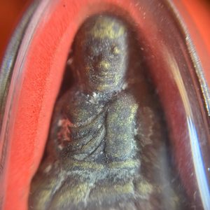 หลวงพ่อเงินหล่อโบราณออกวัดท้ายนำ้ ของรร.บ้านหนองหวาย จ.พิจิตรเลี่ยมแสตนเลส รวมสร้อยคอพร้อมใช้ - Image 4