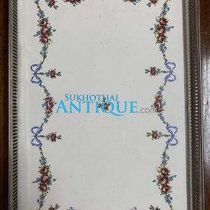 ถาดกระเบื้องโบราณสมัย ร.5  ทรง 4 เหลี่ยม(9 1/2" X15") ลายช่อเถาดอกกุหลาบสีชมพู ผูกโบว์โดยรอบ สวยงามคลาสสิคสมบูรณ์มากๆ - Image 3