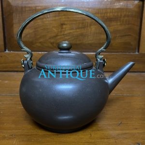 ชาป้านโบราณสวยงามสมบูรณ์ไม่มีซ่อม ใบใหญ่ สีนำ้ตาลออกเข้ม ใต้ฐานมีอักษรภาษาจีนสองตัว - Image 4