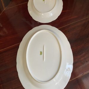 จานเปลเก่าเก็บใบใหญ่มากๆขนาด 16 1/2"  เกรด A นำเข้าจากต่างประเทศ ลายดอกไม้ขลิบเงิน มีใบเล็กอีก 1  ใบสวยงามหายาก - Image 2