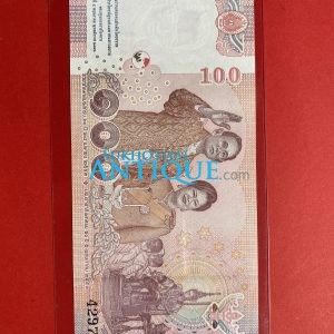 ธนบัตรตัวอย่างแบบ14 100 บาท พิมพ์ "ตัวอย่าง" โบกพระหัตถ์ ประกาศใช้  9 กันยายน  2548  ลายเซ็น  กรณ์ จาติกวณิช - ธาริษา วํฒนเกศ - Image 3