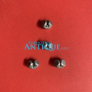 พดด้วงเนื้อเงินเม็ดสลึงอยุธยาตรา ช้าง - สังข์ จำนวน 4 เม็ด ตราชัดและสวยงามมาก - Image 3