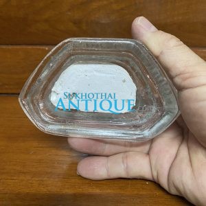 พระแก้วสำนักพุทธรุ่น 25 พุทธศตวรรษ สีใส  บล็อกนิยม รุ่นพิเศษเสาร์ 5 องค์พระท่านหล่อสมบูรณ์แต่โยกเอียงมาทางขวา - Image 4