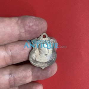 เหรียญเสด็จกลับจากยุโรป ร.ศ. 126 เนื้ออัลปาก้า สภาพสวย แถมพุทธคุณสุดยอด หลวงปู่เอี่ยมวัดหนังปลุกเสก เหรียญที่ 6 - Image 2