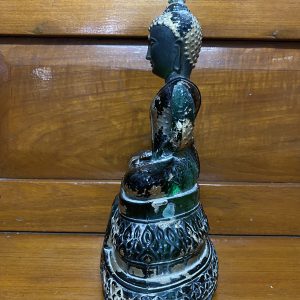 พระแก้วมรกตสำนักพุทธรัตนประทีปปางสมาธิ สีเฃียวมรกตเข้ม ปีพ.ศ.2500 จัดทำที่ประเทศ ญี่ปุ่น (JAPAN) องค์สมบูรณ์สวยงามมากๆ - Image 2