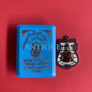 เหรียญเสมาหลวงพ่อพัฒน์ วัดห้วยด้วน อ.หนองบัว รุ่นรวยรับทรัพย์ ปี2563 เนื้อทองแดงลงยา สวยพร้อมกล่อง ตอกโค๊ต หมายเลข447 - Image 4