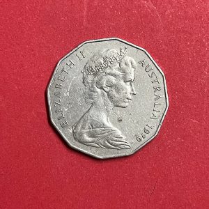 เหรียญเงินตรา ELIZABETH II ปี 1979 ราคา 50 cent 12 เหลี่ยม ขนาด 31.5 มิล สวยคมชัด - Image 2